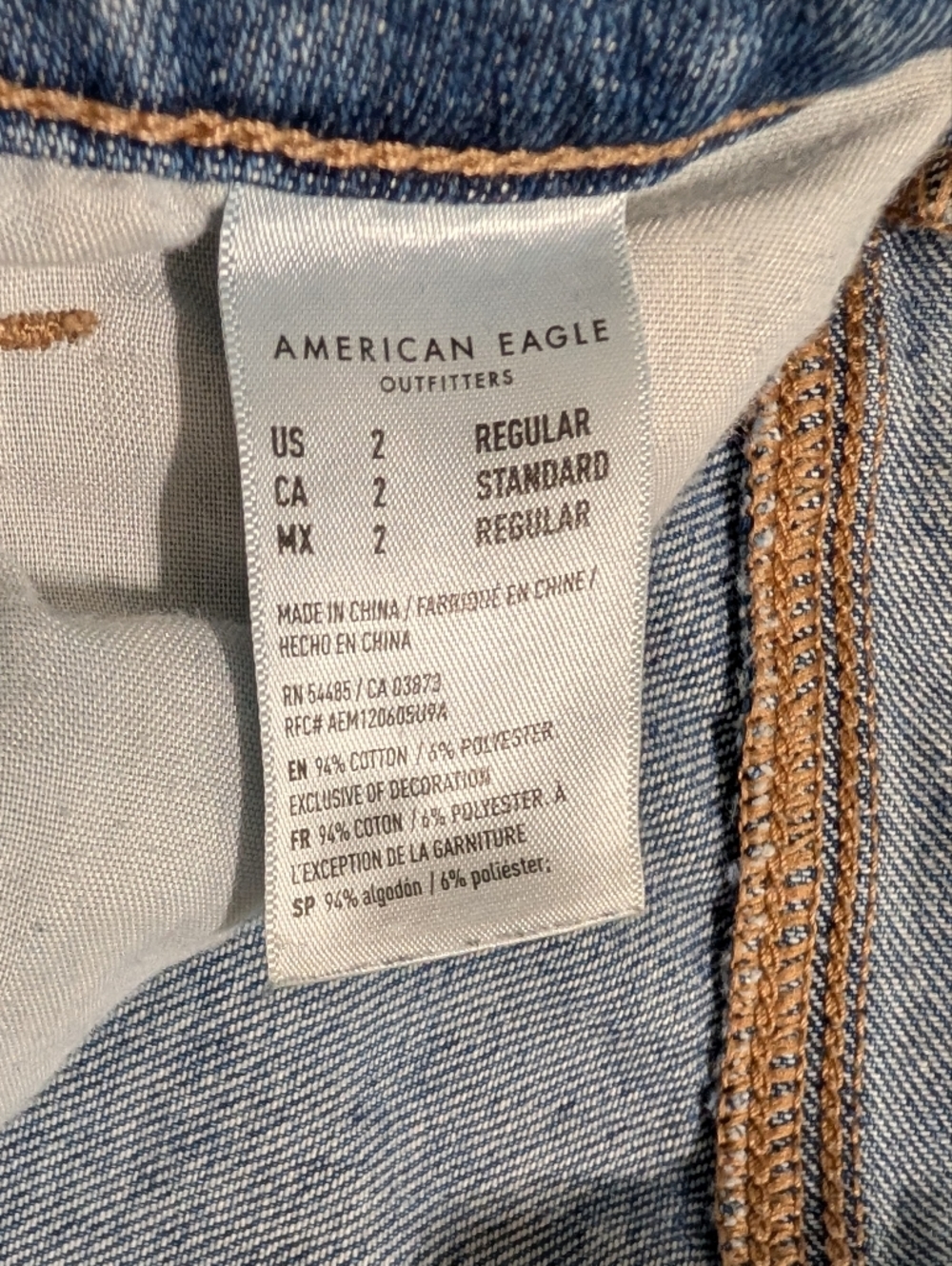 American Eagle Outfitters Blue Distressed Mom Jeans - 2 - Preloved - Picture 3 of 7